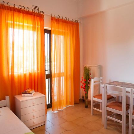 Nikolas Suites Kato Daratso Oda fotoğraf
