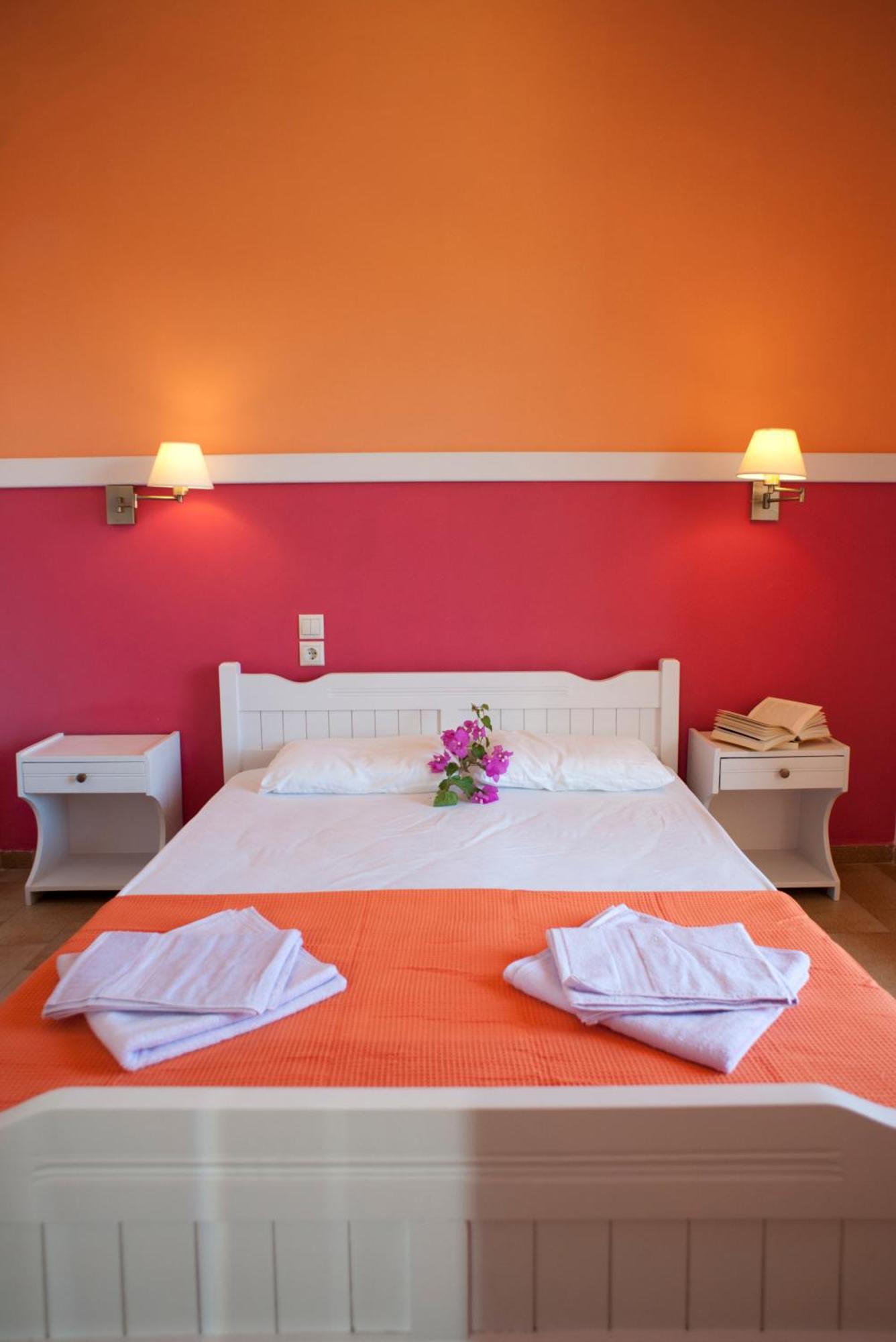 Nikolas Suites Kato Daratso Oda fotoğraf