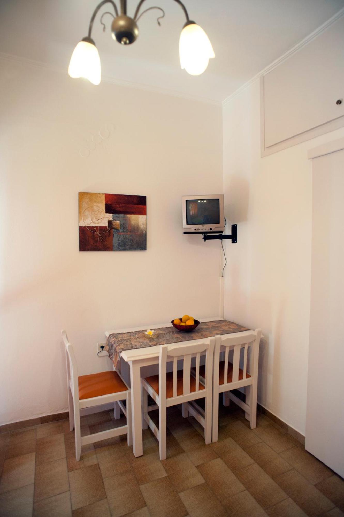 Nikolas Suites Kato Daratso Oda fotoğraf